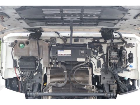 Iveco
6X2 | RETARDER | EURO 6 | Hulleman Trucks [10]
