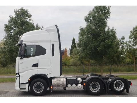 Iveco
6X2 | RETARDER | EURO 6 | Hulleman Trucks [6]