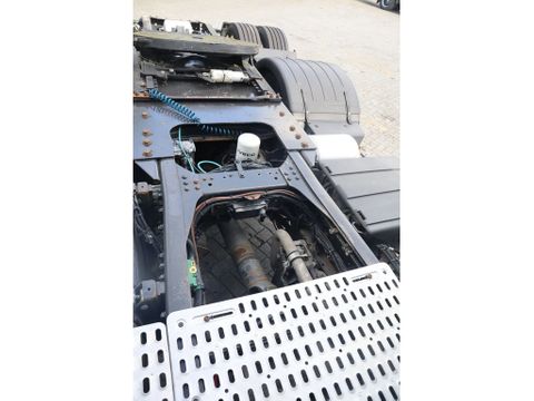 Iveco
6X2 | RETARDER | EURO 6 | Hulleman Trucks [9]