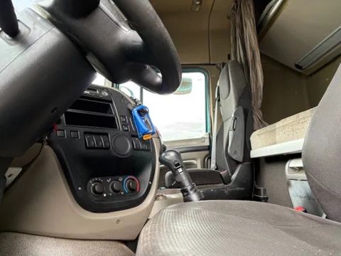 DAF ATE SPACECAB (EURO 5 / ZF MANUAL GEARBOX / P.T.O. / AIRCONDITIONING / FRIDGE UNDER BED / ETC.) | Engel Trucks B.V. [10]