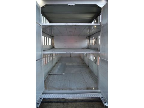 Volvo with a 7.30M cuppers box, 54.5 m². Nice Truck. Smart Tacho 2. | Companjen Bedrijfswagens BV [15]