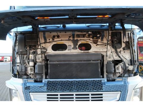 Volvo with a 7.30M cuppers box, 54.5 m². Nice Truck. Smart Tacho 2. | Companjen Bedrijfswagens BV [35]