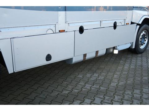 Volvo with a 7.30M cuppers box, 54.5 m². Nice Truck. Smart Tacho 2. | Companjen Bedrijfswagens BV [54]