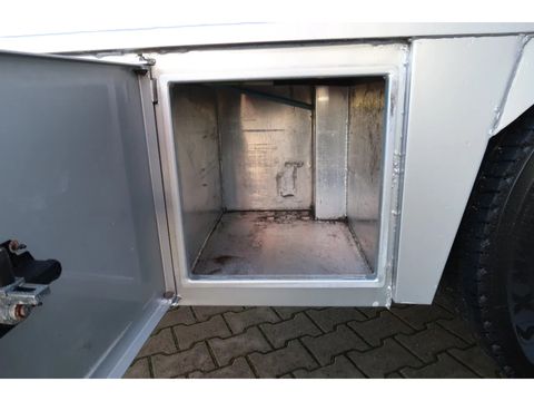 Volvo with a 7.30M cuppers box, 54.5 m². Nice Truck. Smart Tacho 2. | Companjen Bedrijfswagens BV [64]