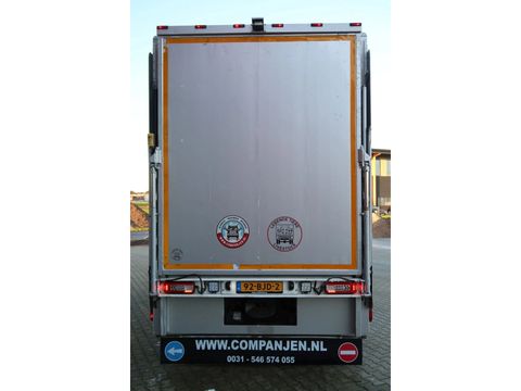 Volvo with a 7.30M cuppers box, 54.5 m². Nice Truck. Smart Tacho 2. | Companjen Bedrijfswagens BV [9]