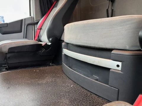 Renault HIGH (EURO 6 / I-SHIFT / HYDRAULIC SYSTEM / VBI-BRAKE / P.T.O. / 2x DIESELTANK / ETC.) | Engel Trucks B.V. [13]