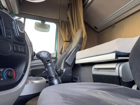 DAF SPACECAB (EURO 5 / ZF16 MANUAL GEARBOX / P.T.O. / AIRCONDITIONING / FRIDGE UNDER BED / ETC.) | Engel Trucks B.V. [11]