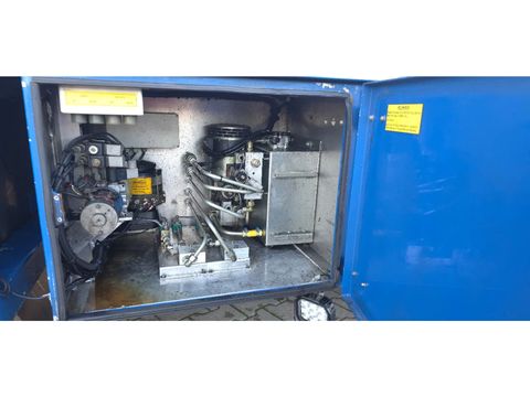 Berdex Berdex very nice trailer, Type 2, water + fans, new steel cables floor, | Companjen Bedrijfswagens BV [58]