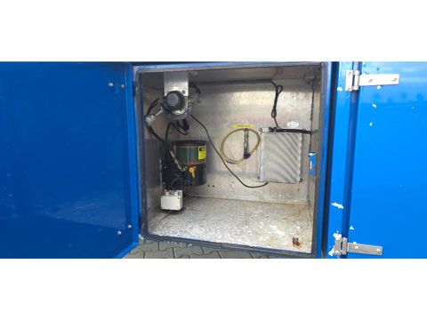 Berdex Berdex very nice trailer, Type 2, water + fans, new steel cables floor, | Companjen Bedrijfswagens BV [74]