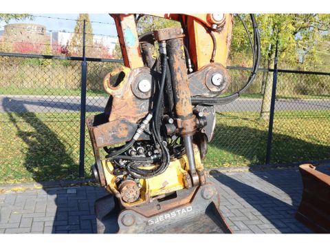 Doosan
DX140LCR-3 | DX 140 LCR-3 | TILT ROTATOR | BUCKET | DOZERBLADE | Hulleman Trucks [12]