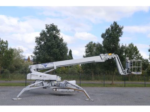 Omme
3150 RBDJ | HYBRID | 31 METER | 200 KG | Hulleman Trucks [4]