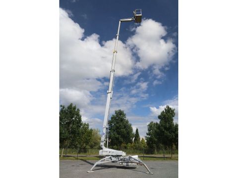 Omme
3150 RBDJ | HYBRID | 31 METER | 200 KG | Hulleman Trucks [7]