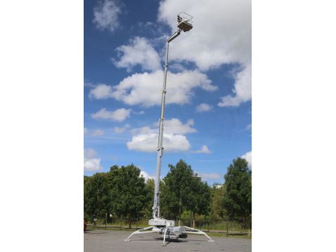 Omme
3150 RBDJ | HYBRID | 31 METER | 200 KG | Hulleman Trucks [8]