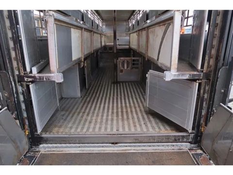 Berdex XXXL Liner, 120m2, Type 2, Water+Fans, Moving floors 2x, Nice Trailer! | Companjen Bedrijfswagens BV [16]