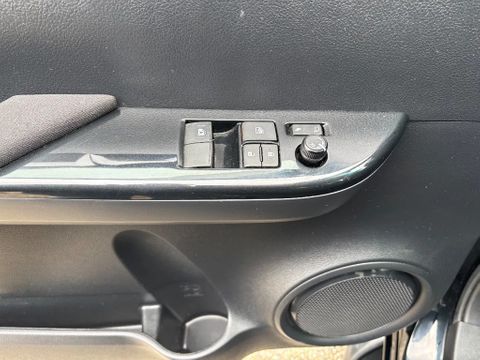 Toyota 2.4 D4-D Xtra Cab 4x4 Automaat Airco Cruisecontrol Trekhaak 29000KM | Van Nierop BV [10]