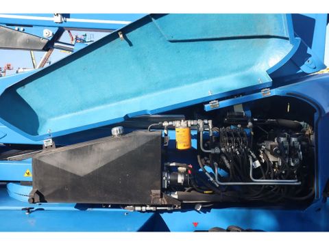 Dino
240 RXT | 24 METER | 215 KG | Hulleman Trucks [11]