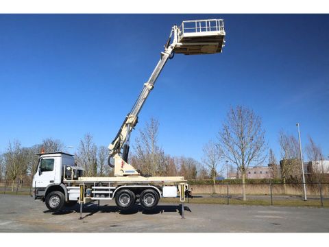 Mercedes-Benz
6X4 | TUNNEL PLATFORM | REMOTE DRIVING | Hulleman Trucks [3]