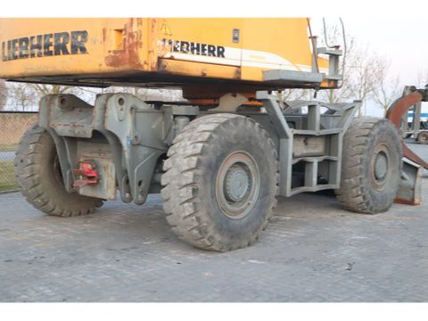 Liebherr
A944 B HD | LOG GRAPPLE | HOLZGREIFER | TIMBER | Hulleman Trucks [9]