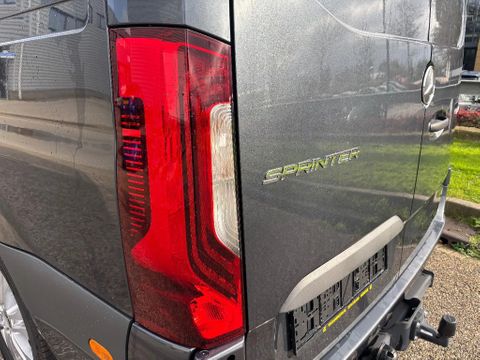 Mercedes-Benz 319CDI L2H2 Automaat Airco Cruisecontrol Applecarplay 3500KG Trekhaak  NIEUW BPM VRIJ | Van Nierop BV [12]