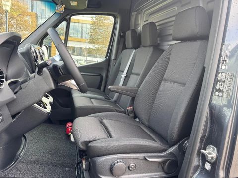 Mercedes-Benz 319CDI L2H2 Automaat Airco Cruisecontrol Applecarplay 3500KG Trekhaak  NIEUW BPM VRIJ | Van Nierop BV [13]