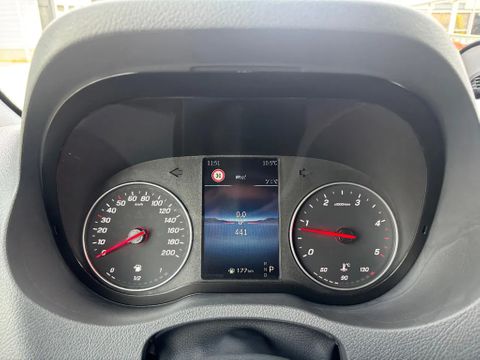 Mercedes-Benz 319CDI L2H2 Automaat Airco Cruisecontrol Applecarplay 3500KG Trekhaak  NIEUW BPM VRIJ | Van Nierop BV [17]