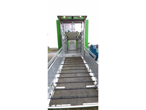 MAN Cuppers Box Total 108,9 m2 nice Truck and trailer! | Companjen Bedrijfswagens BV [12]