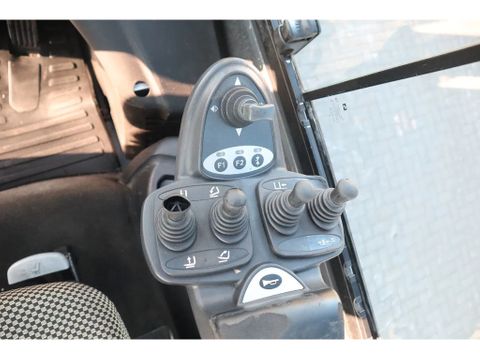 Still
RX 70-50 /600 | TRIPLEX | FORK EXT. | SIDESHIFT | Hulleman Trucks [19]