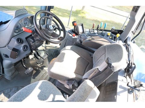 New Holland
TS135A | 40 KM/H | 4X4 | SUPERSTEER | Hulleman Trucks [15]