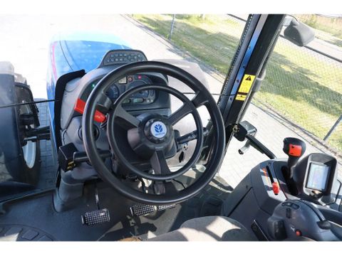 New Holland
TS135A | 40 KM/H | 4X4 | SUPERSTEER | Hulleman Trucks [16]