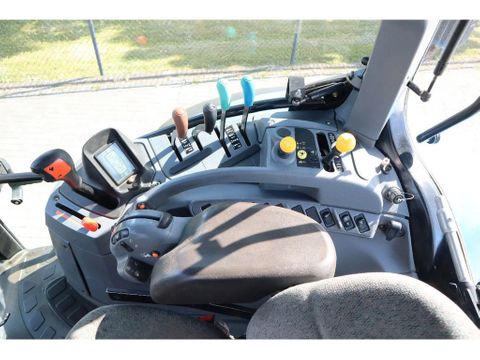 New Holland
TS135A | 40 KM/H | 4X4 | SUPERSTEER | Hulleman Trucks [17]