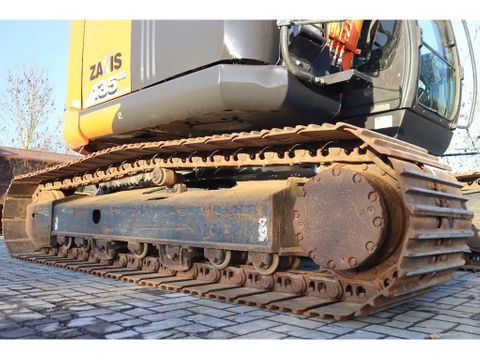 Hitachi
ZX135 US-6 | ROTOTILT | DOZERBLADE | 2D GPS | 3X BUCKET | Hulleman Trucks [11]