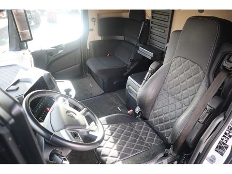 Mercedes-Benz
| 6X2 | FULL AIR | RETARDER | 33.000 KM! | EURO 6 | Hulleman Trucks [15]