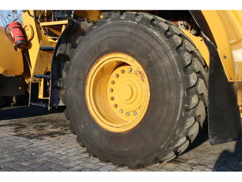 Caterpillar
938 M | 2X BUCKET | JIB | FORKS | BSS | GOOD CONDITION | Hulleman Trucks [12]