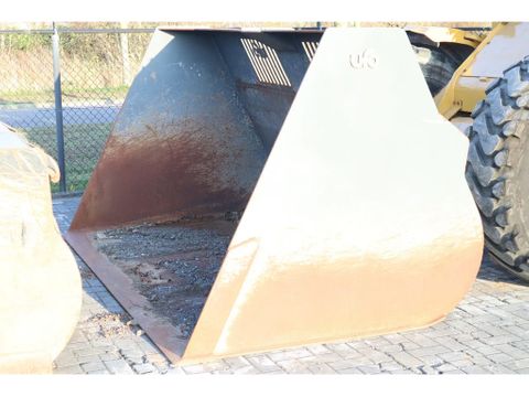 Caterpillar
938 M | 2X BUCKET | JIB | FORKS | BSS | GOOD CONDITION | Hulleman Trucks [7]