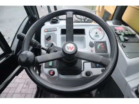 Kramer
ALLRAD 2506 | HYDR. FORKS | 30 KM/H | QUICK COUPLER | Hulleman Trucks [15]