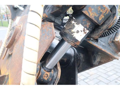 Onbekend
CW30 | TILT BUCKET | TILT SCHAUFEL | KANTELBAK | Hulleman Trucks [10]