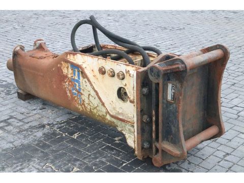Furukawa
F35 HAMMER | S70 | 25 TO 40 TON | HYDRAULIC BREAKER | Hulleman Trucks [6]