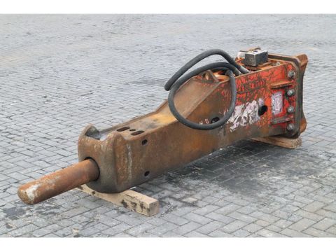 Promove
XP2400 | S70 | 24 TO 35 TON | HYDRAULIC BREAKER | Hulleman Trucks [5]