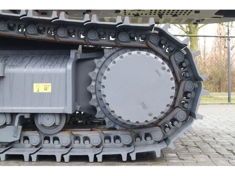 XCMG
XE380E | CE | QUICK COUPLER | CUMMINS STAGE V | FULL OPTION | Hulleman Trucks [11]