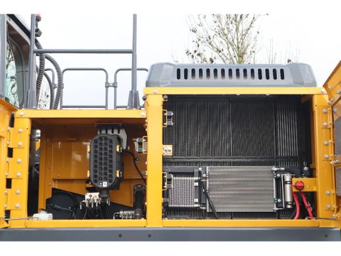 XCMG
XE380E | CE | QUICK COUPLER | CUMMINS STAGE V | FULL OPTION | Hulleman Trucks [14]