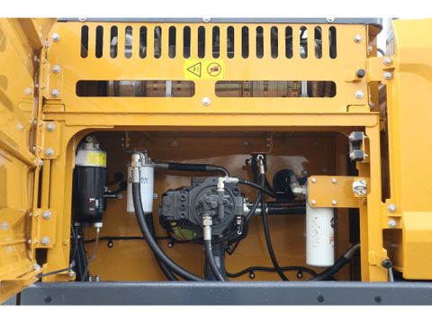 XCMG
XE380E | CE | QUICK COUPLER | CUMMINS STAGE V | FULL OPTION | Hulleman Trucks [15]