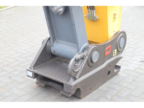 XCMG
XE380E | CE | QUICK COUPLER | CUMMINS STAGE V | FULL OPTION | Hulleman Trucks [9]