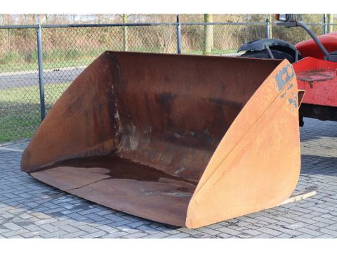 Manitou
MLT 845-120 LSU | FORKS | BUCKET | QUICK COUPLER | Hulleman Trucks [11]