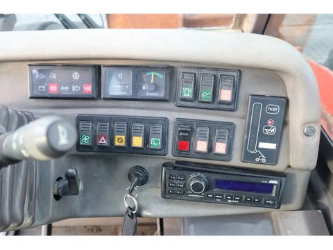 Manitou
MLT 845-120 LSU | FORKS | BUCKET | QUICK COUPLER | Hulleman Trucks [18]