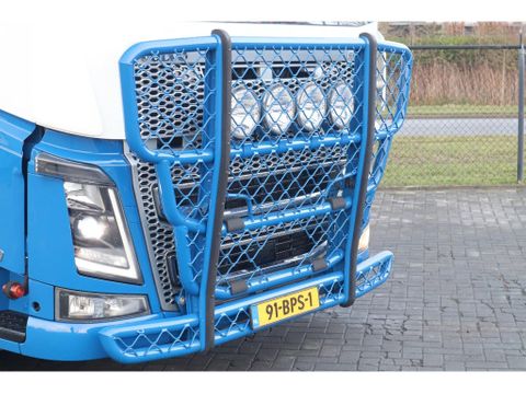 Volvo
6X2 | RETARDER | SPECIAL BUILT | SPECIAL INTERIOR | EURO 6 | Hulleman Trucks [15]