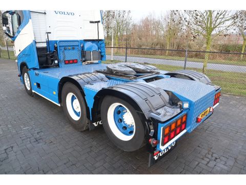 Volvo
6X2 | RETARDER | SPECIAL BUILT | SPECIAL INTERIOR | EURO 6 | Hulleman Trucks [9]