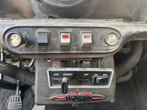 MINI Pick Up ( Look a like Mercedes ) Benzine MARGE | Van Nierop BV [10]