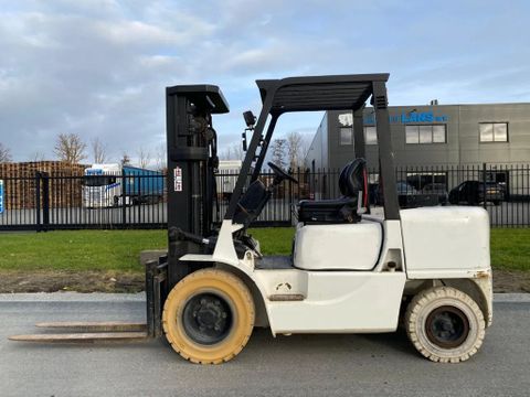 Caterpillar DP35K | Brabant AG Industrie [2]
