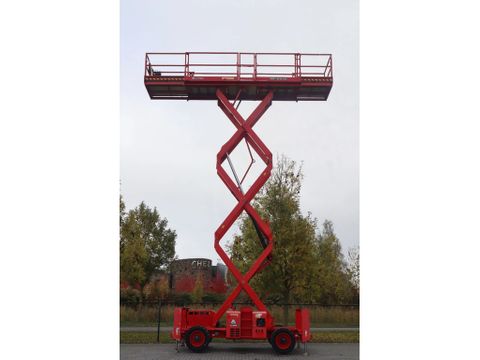 LGMG
SR1023D | 12 METER | 1.100 KG | Hulleman Trucks [7]