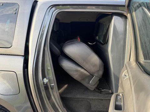 Mercedes-Benz 250D 4 Matic Automaat Airco Navi Cruisecontrol Trekhaak 3500KG GRIJS KENTEKEN Euro 6 | Van Nierop BV [9]